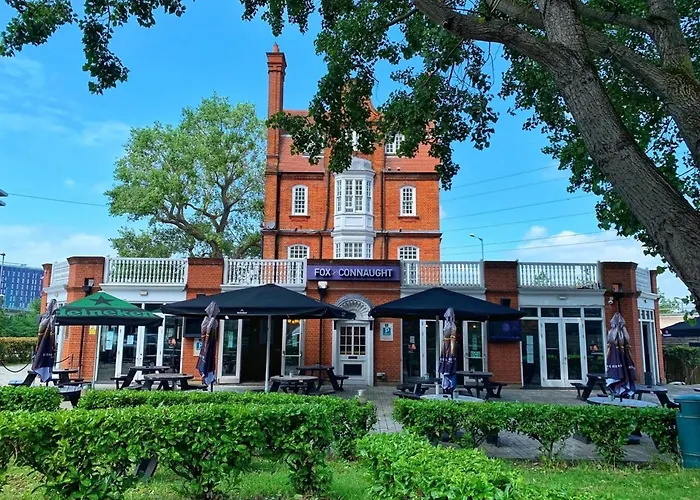 Hotel Fox Connaught London Excel